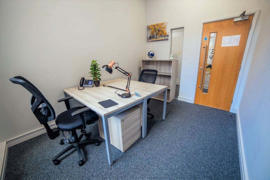 Flexible office space in central Gloucester